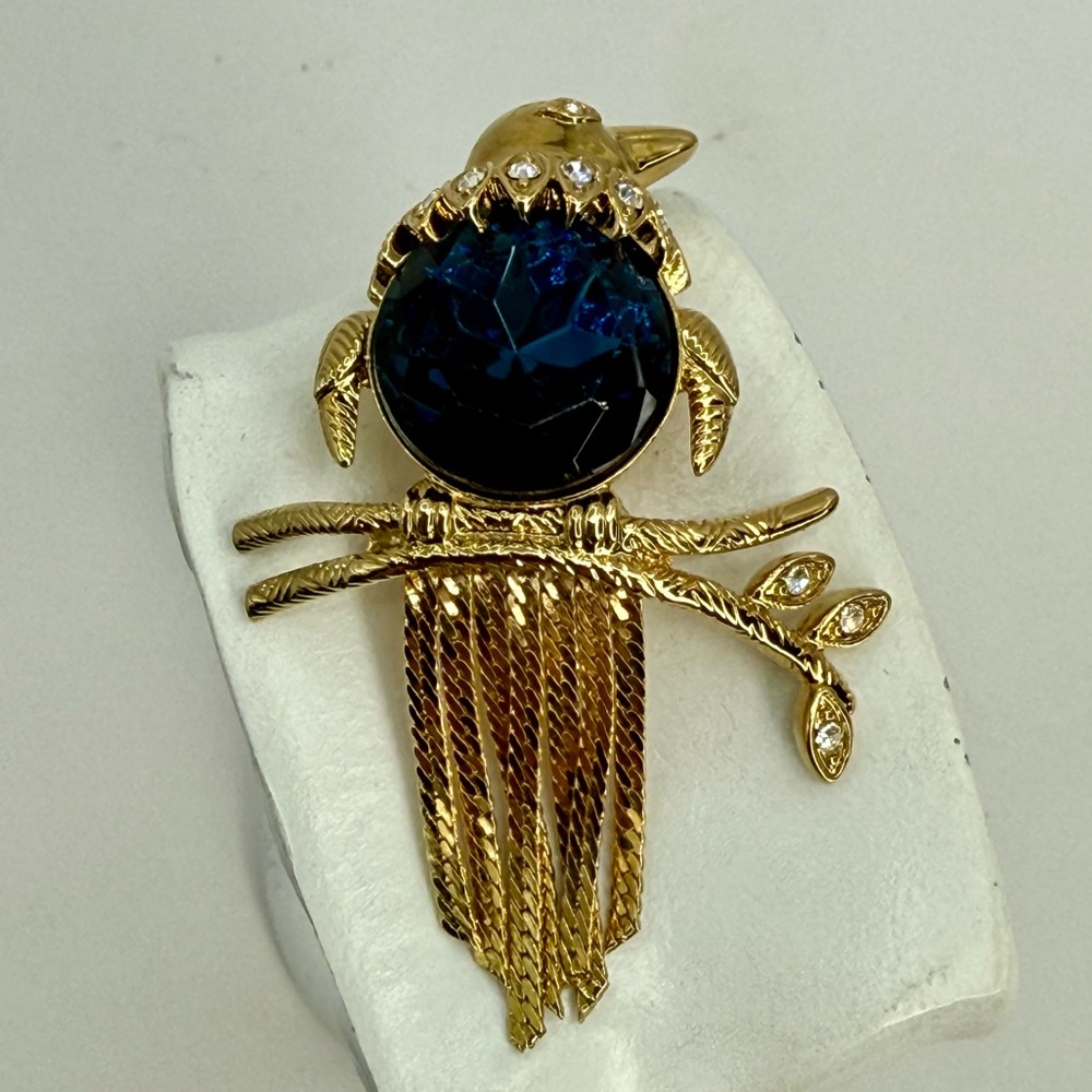 Rare Vintage Kenneth Jay Lane Bird Brooch – 1990s Signed KJL Blue Crystal Gold - Picture 4 of 17